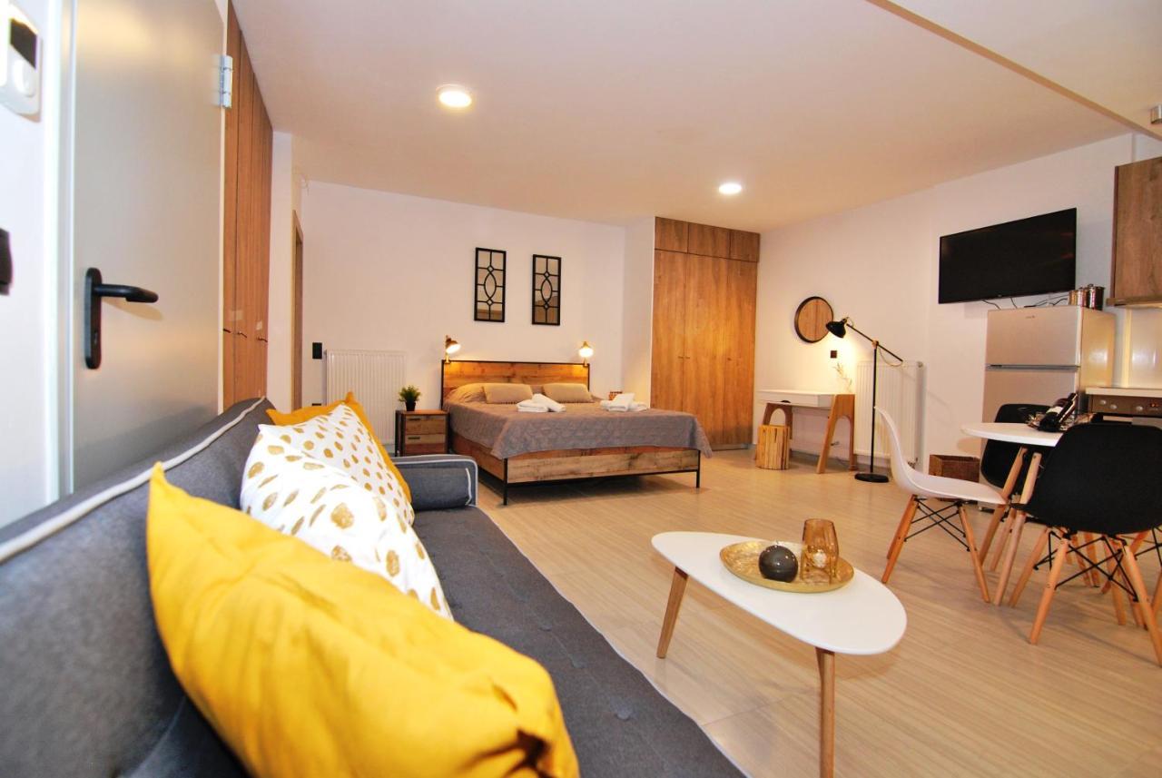 Brand New Cozy Basement Apartment Argosztóli Kültér fotó